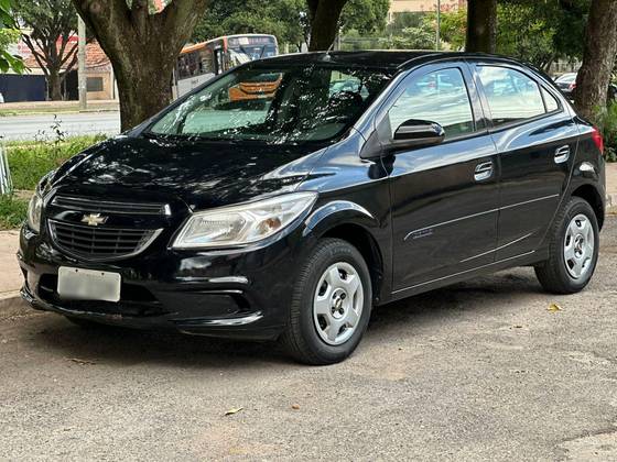 CHEVROLET ONIX 1.0 MPFI SELEÇÃO 8V FLEX 4P MANUAL CHEVROLET ONIX 1.0 MPFI SELEÇÃO 8V FLEX 4P MANUAL